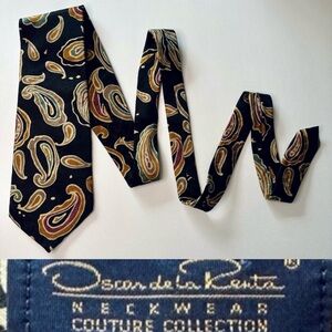 Vintage Oscar de la Renta Neckwear Couture Collection Classic Silk Tie